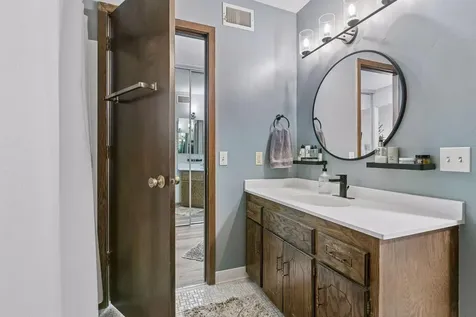 7004 Quail Circle W Brooklyn Center MN 55429