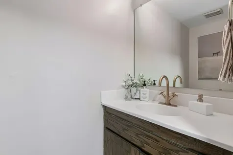 7004 Quail Circle W Brooklyn Center MN 55429