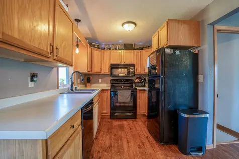 13010 212th Avenue NE New London MN 56273