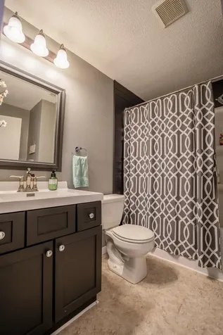 13010 212th Avenue NE New London MN 56273