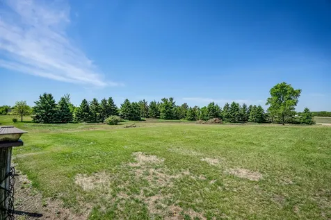 13010 212th Avenue NE New London MN 56273