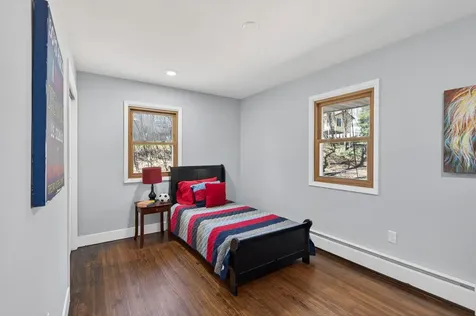31 Demont Avenue E Little Canada MN 55117