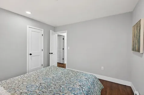 31 Demont Avenue E Little Canada MN 55117