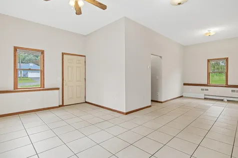 6262 7th Street N Oakdale MN 55128