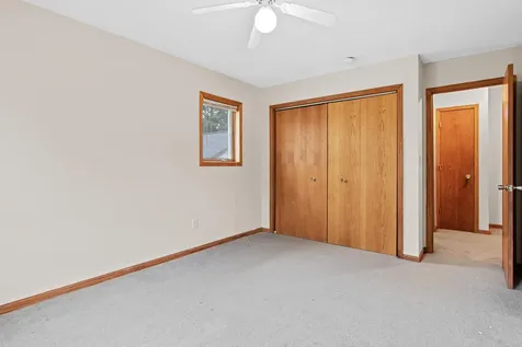 6262 7th Street N Oakdale MN 55128