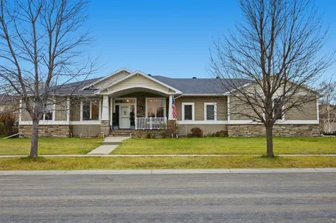 3847 43rd Avenue S Moorhead MN 56560