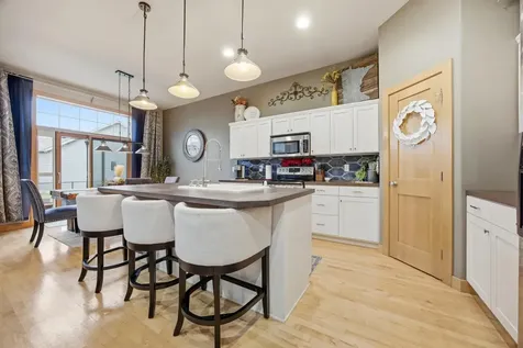 3847 43rd Avenue S Moorhead MN 56560