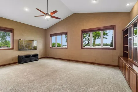 22447 Dodge Court Faribault MN 55021