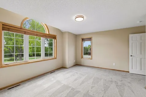 22447 Dodge Court Faribault MN 55021