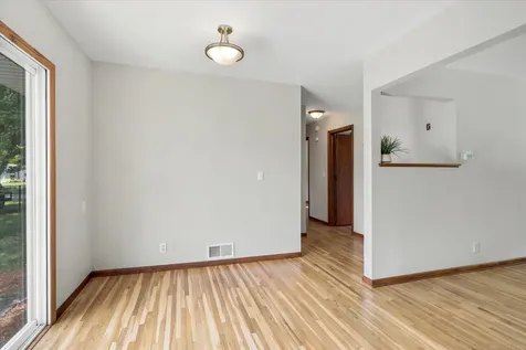 320 113th Avenue NE Blaine MN 55434