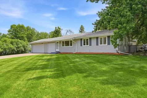320 113th Avenue NE Blaine MN 55434