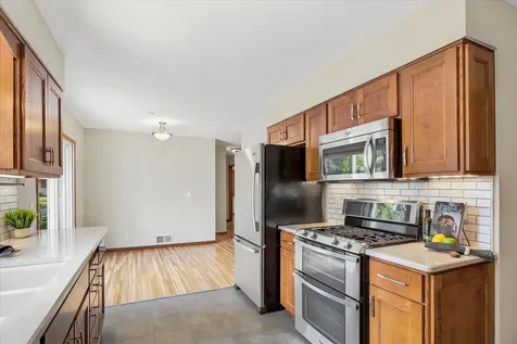 320 113th Avenue NE Blaine MN 55434