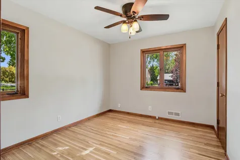 320 113th Avenue NE Blaine MN 55434