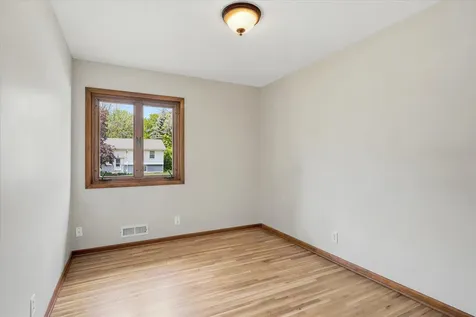 320 113th Avenue NE Blaine MN 55434