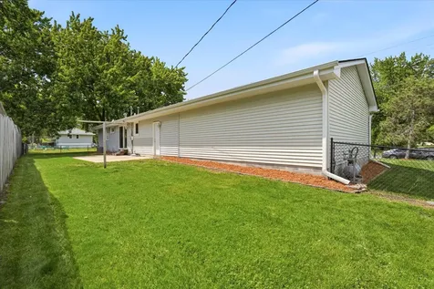 320 113th Avenue NE Blaine MN 55434