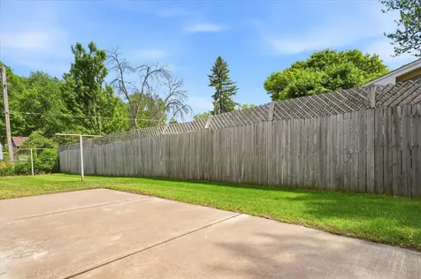 320 113th Avenue NE Blaine MN 55434