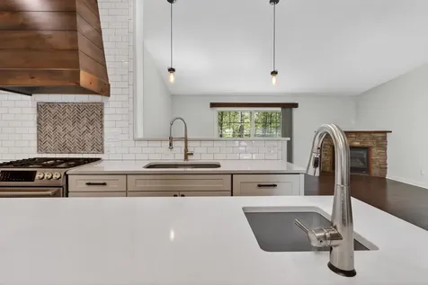 1704 Forest Hills Avenue Grand Rapids MN 55744