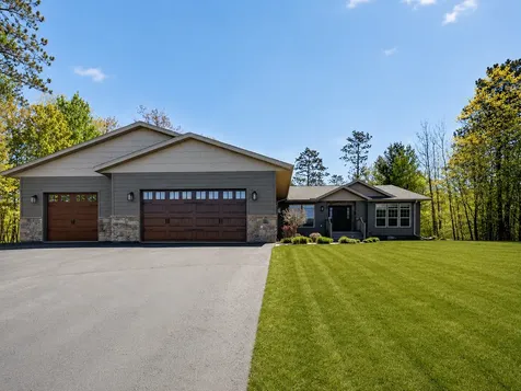 1704 Forest Hills Avenue Grand Rapids MN 55744
