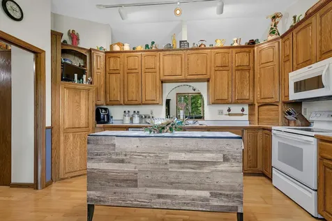 404 7th Street NE Melrose MN 56352