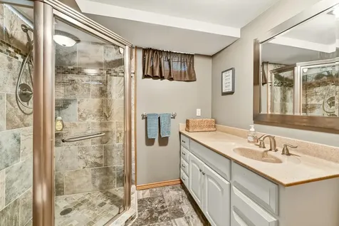 1003 9th Avenue NW Rochester MN 55901