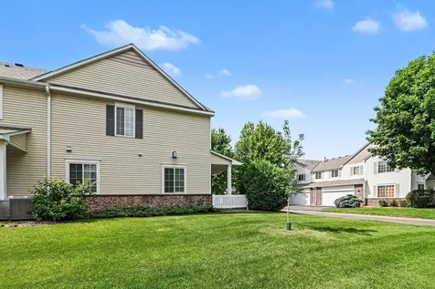 130 River Woods Drive W Saint Paul Park MN 55071