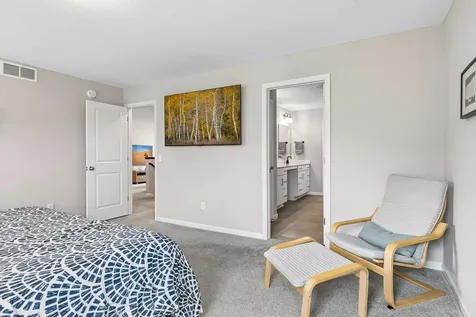 1038 Siesta Drive Woodbury MN 55129