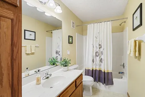15636 Chasewood Court Rosemount MN 55068