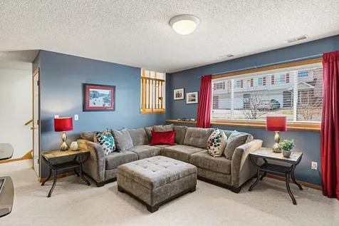 15636 Chasewood Court Rosemount MN 55068