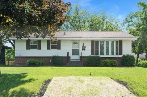 5917 5th Street NE Fridley MN 55432