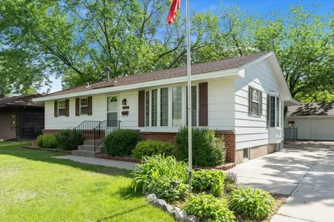 5917 5th Street NE Fridley MN 55432