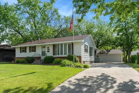 5917 5th Street NE Fridley MN 55432