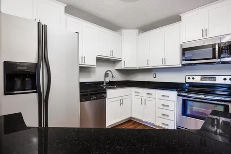 78 10th Street E Saint Paul MN 55101