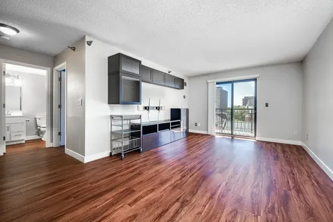 78 10th Street E Saint Paul MN 55101