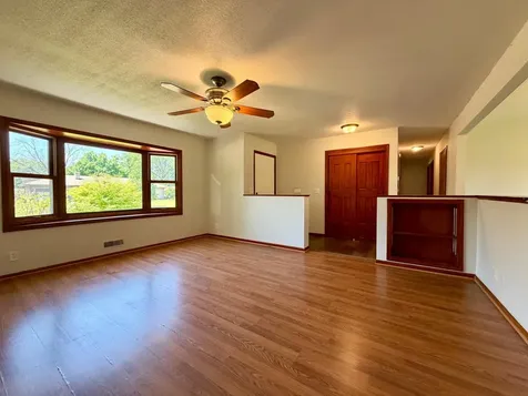 7208 Bryant Avenue N Brooklyn Center MN 55430
