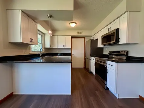 7208 Bryant Avenue N Brooklyn Center MN 55430