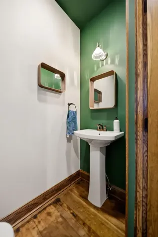 2537 Bryant Avenue S Minneapolis MN 55405