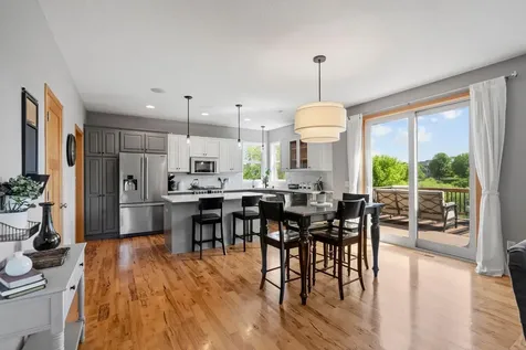 17662 Hayes Avenue Lakeville MN 55044