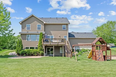 17662 Hayes Avenue Lakeville MN 55044
