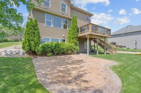 17662 Hayes Avenue Lakeville MN 55044