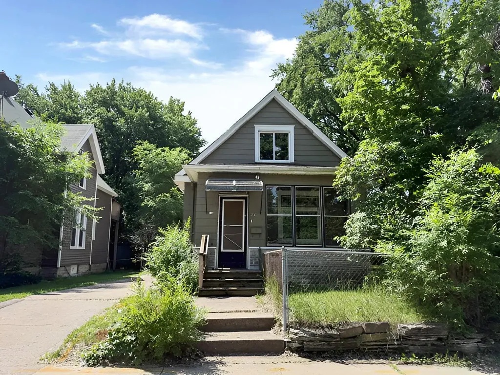 350 Jenks Avenue Saint Paul MN 55130