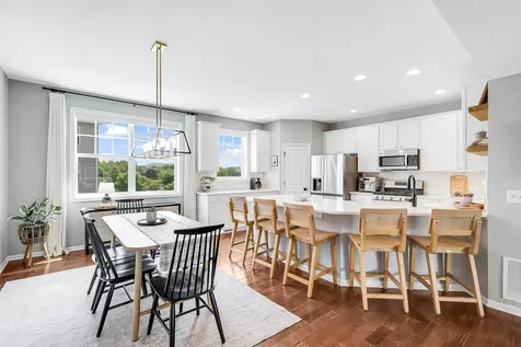 9590 Jefferson Drive Chanhassen MN 55317