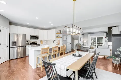 9590 Jefferson Drive Chanhassen MN 55317