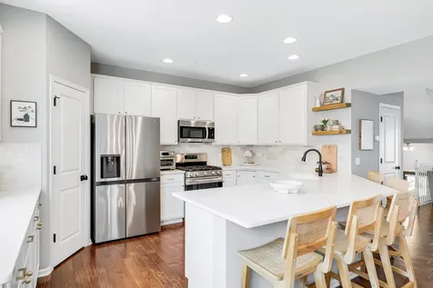 9590 Jefferson Drive Chanhassen MN 55317