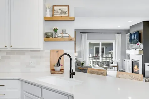 9590 Jefferson Drive Chanhassen MN 55317