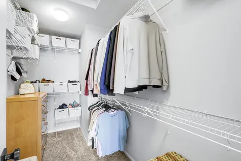 9590 Jefferson Drive Chanhassen MN 55317