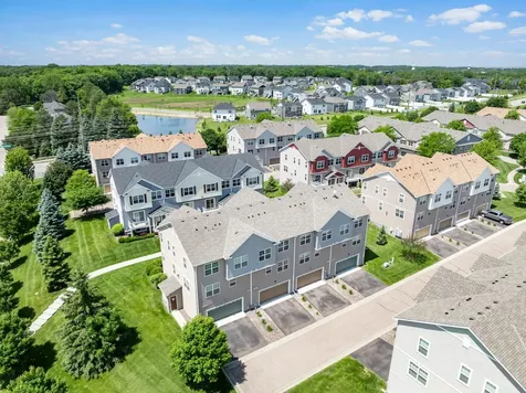 9590 Jefferson Drive Chanhassen MN 55317