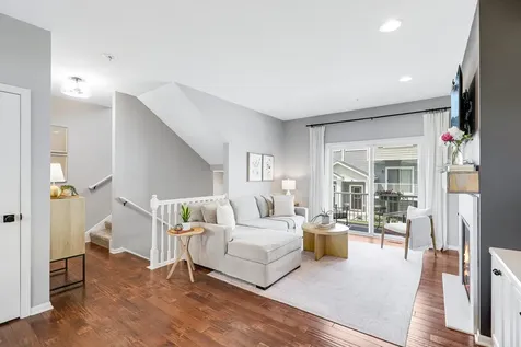 9590 Jefferson Drive Chanhassen MN 55317