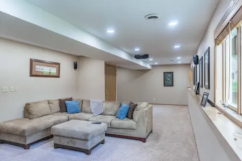 1874 Tierney Drive Hastings MN 55033