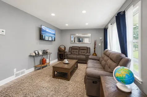 7700 Sierra Parkway Brooklyn Park MN 55444
