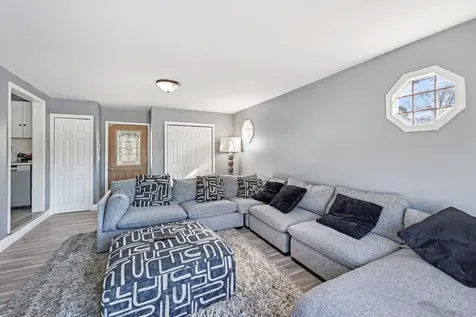 7700 Sierra Parkway Brooklyn Park MN 55444